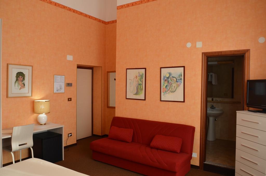 Hotel Corona Termoli Ngoại thất bức ảnh