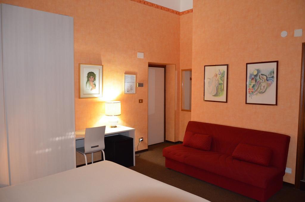 Hotel Corona Termoli Ngoại thất bức ảnh