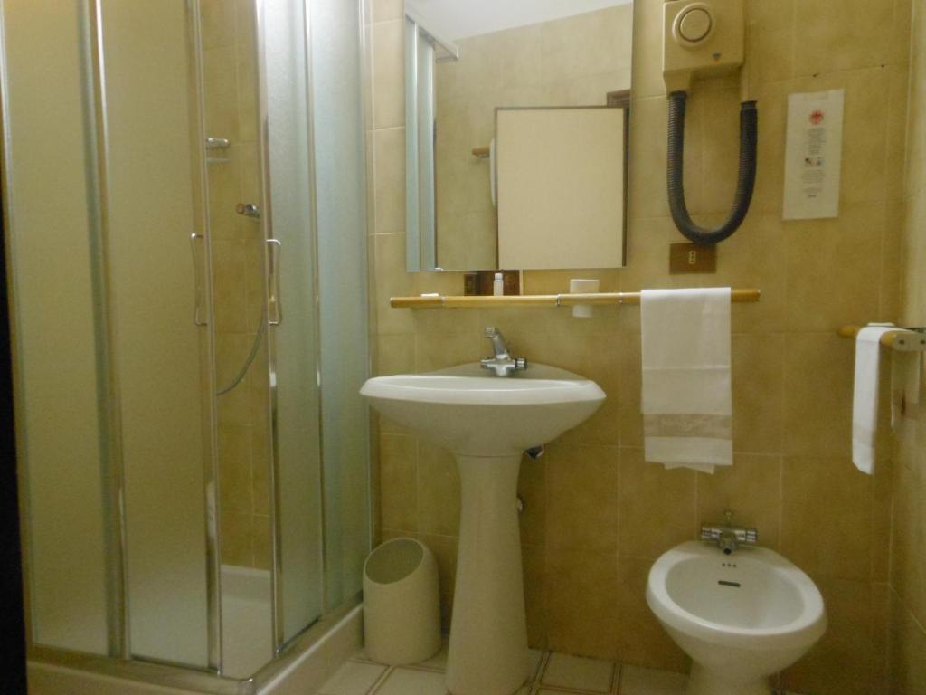 Hotel Corona Termoli Phòng bức ảnh